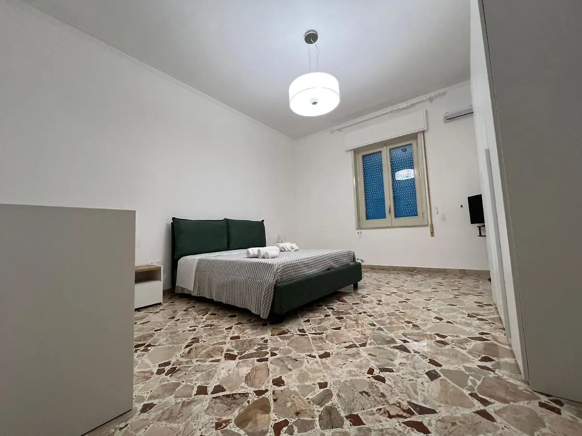 A Due Passi Dal Centro Villa Marsala Casa vacanze